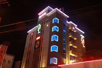 Win Hotel Andong Exterior photo